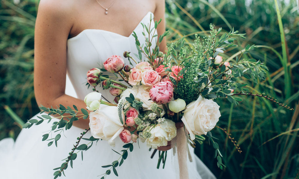 Wedding Bouquets Spring Wedding Flowers Blog Image