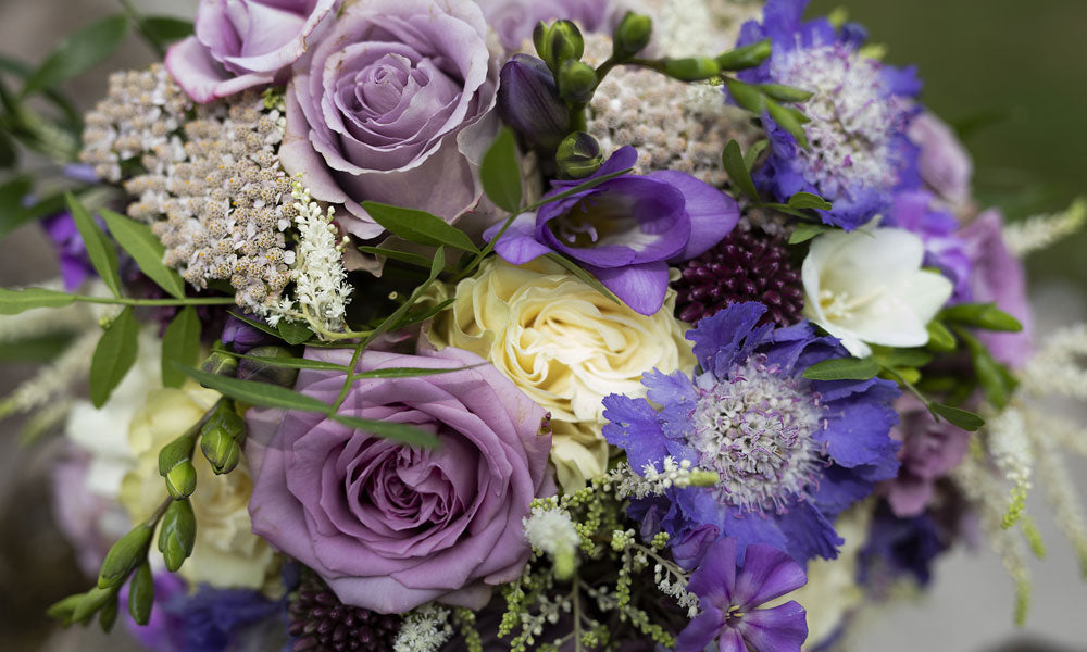 Wedding Bouquet Choosing Romantic Flowers for Your Spring Wedding Blog Image
