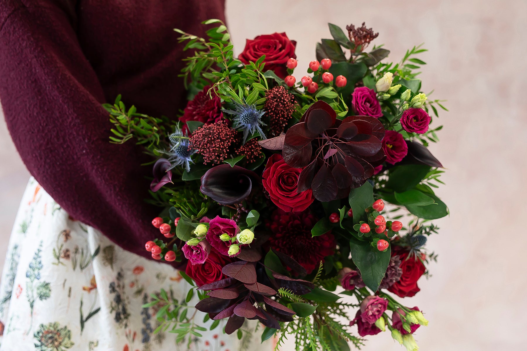 Christmas -  Ruby Red Hanako Bouquet