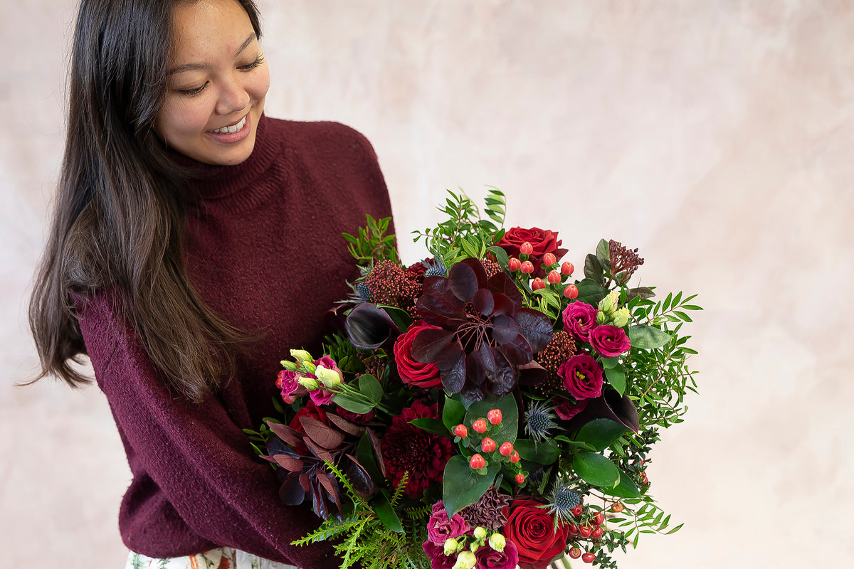 Christmas -  Ruby Red Hanako Bouquet