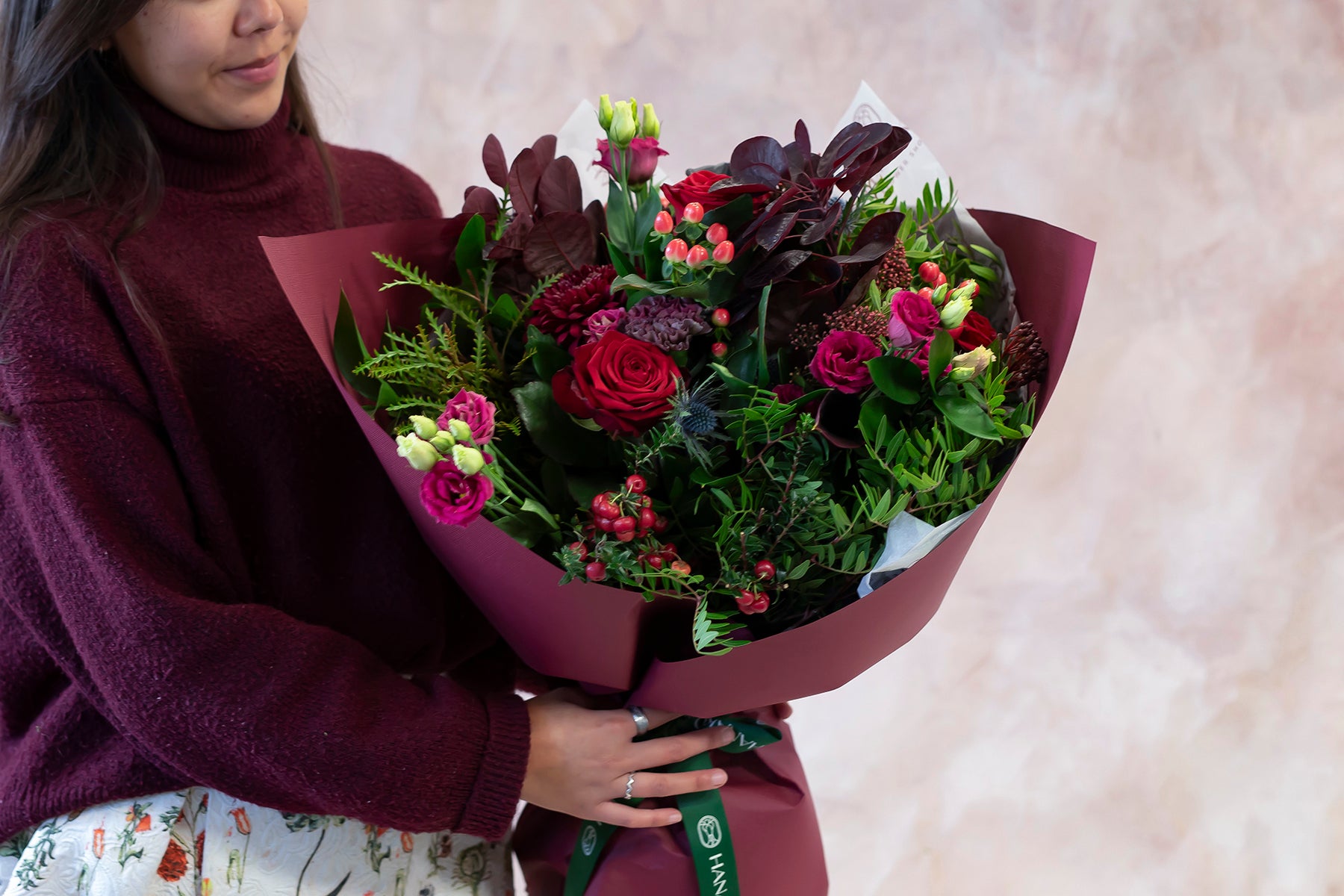 Christmas -  Ruby Red Hanako Bouquet